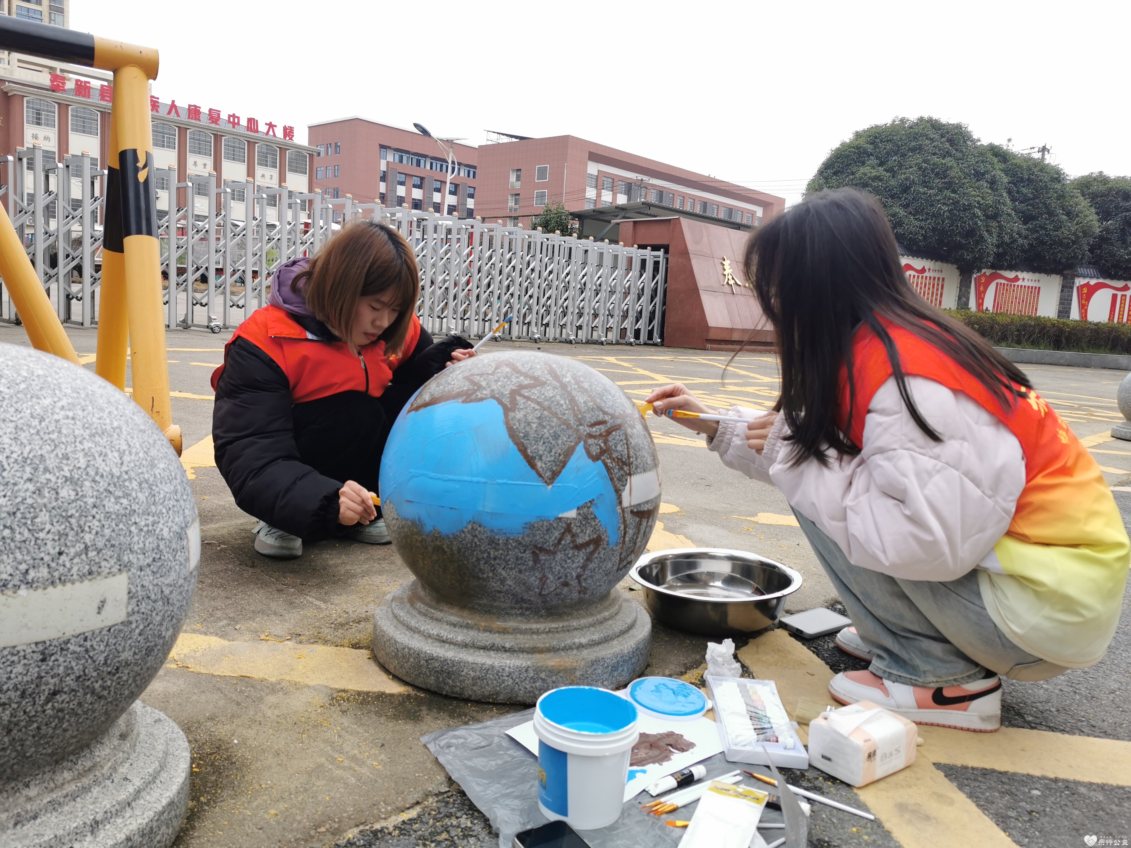 dc6a73d045a4de9132a79cbda914320.jpg