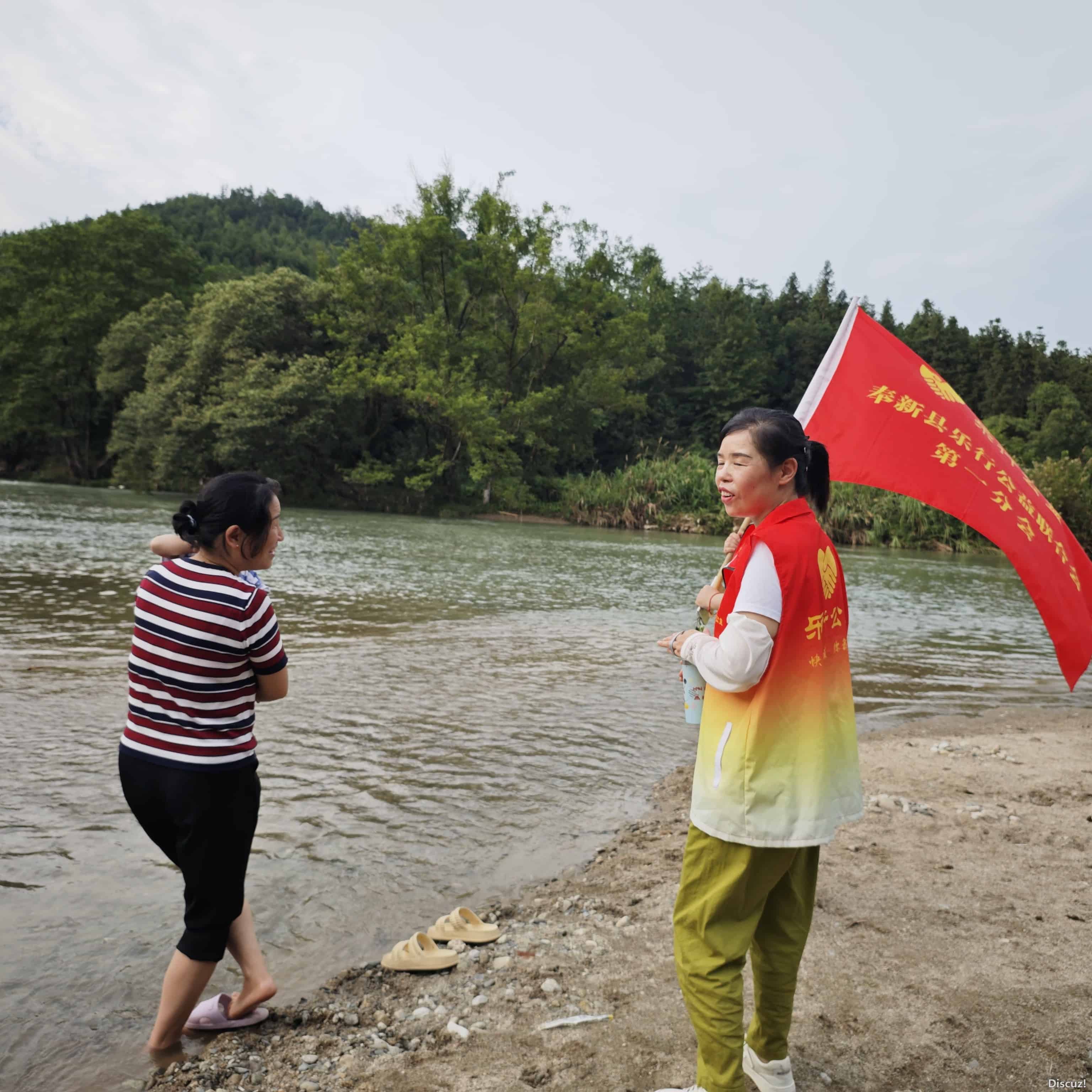 20240714（上富办事处防溺水巡河） (7).jpg