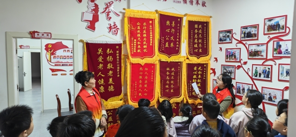 2026.03.15 小记者采访志愿者分享会 (34).jpg