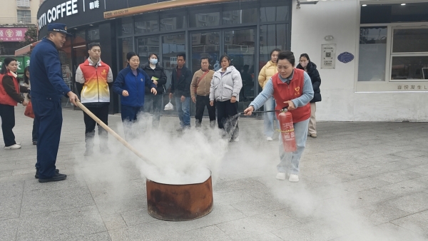 2026.03.05 学雷锋纪念日活动群 (53).jpg