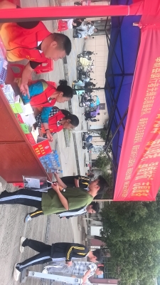 2026.06.08 暖心助考，温情护航高考志愿服务活动 (11).jpg