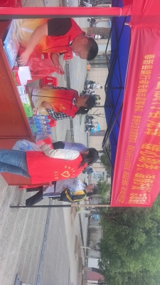 2026.06.08 暖心助考，温情护航高考志愿服务活动 (13).jpg