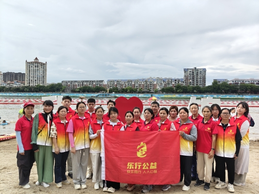 2026.07.04  锦绣湾天然泳场开场活动 (2).jpg