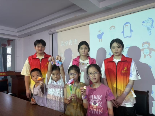 2026.08.25 圣殿班暑假七彩课堂 (3).jpg