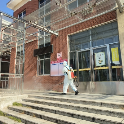 2026.08.28 上富中学食堂消杀活动 (7).jpg