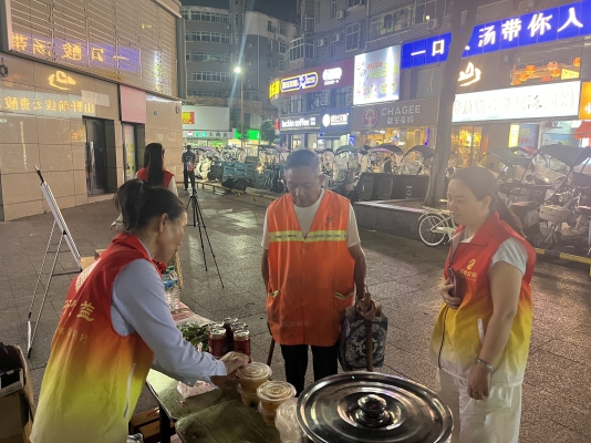 2026.09.11 九九公益日华林广场募捐活动 (3).jpg