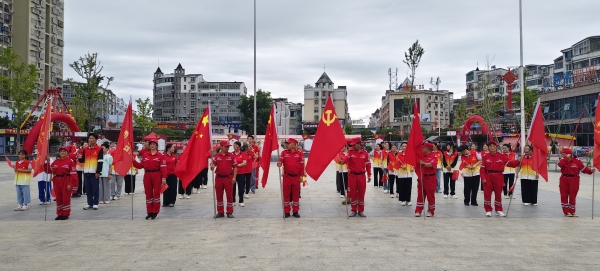 2026.10.01 喜迎国庆共绘美好 (164).jpg